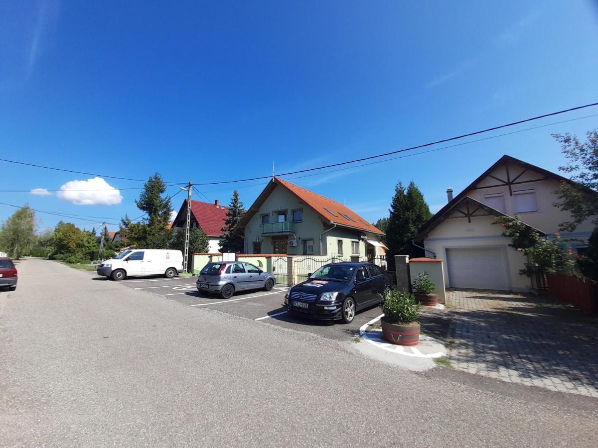 Hotel Hőforrás Wellness Panzió Egerszalók Exterior foto