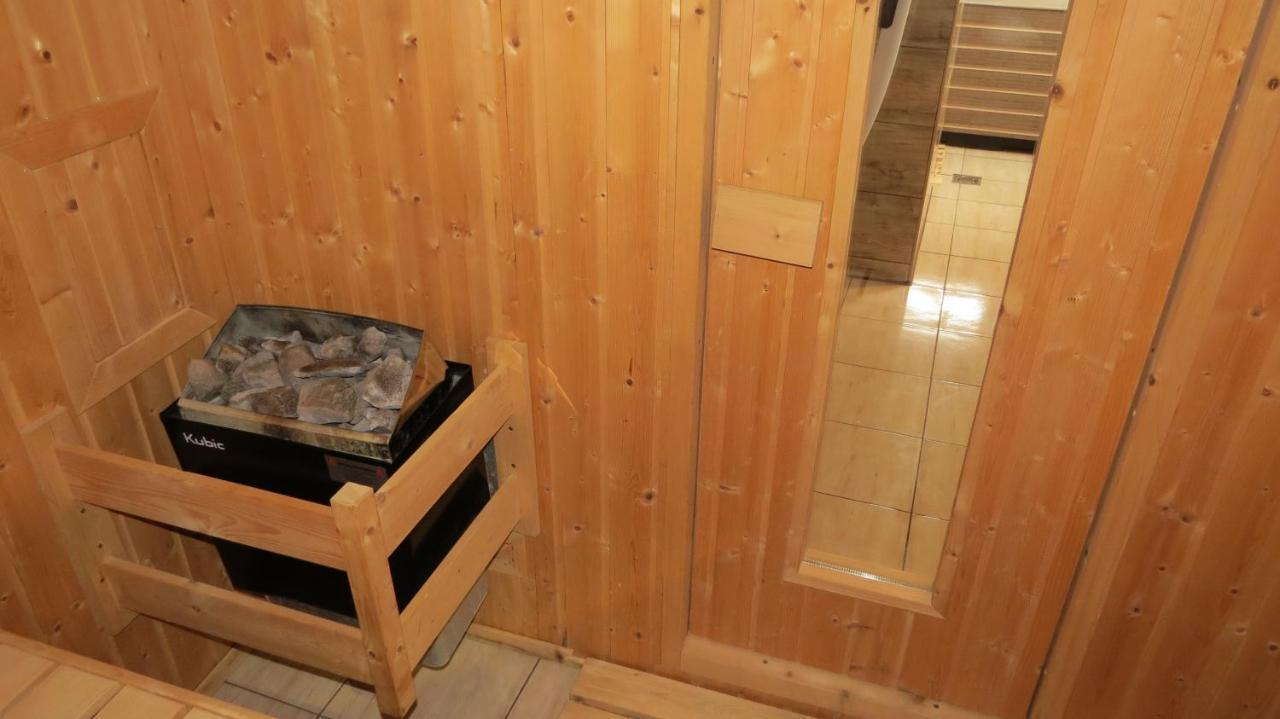Hotel Hőforrás Wellness Panzió Egerszalók Exterior foto