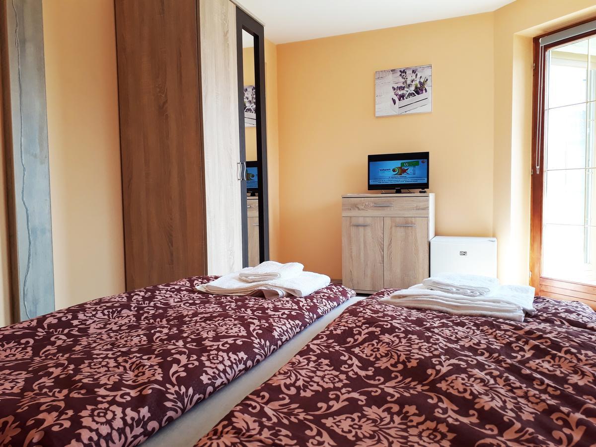 Hotel Hőforrás Wellness Panzió Egerszalók Exterior foto